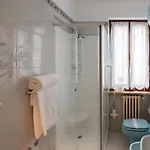 Residenza Le Terrazze Di Gualdo Rent Pensjonat *