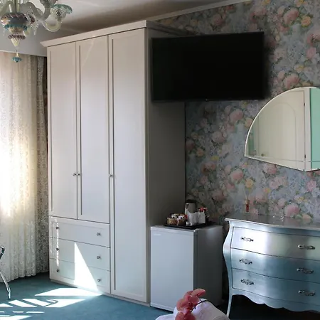 Gasthuis Residenza Le Terrazze Di Gualdo Rent *